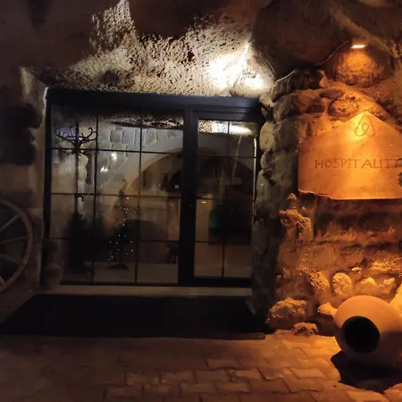 Deep Cave House